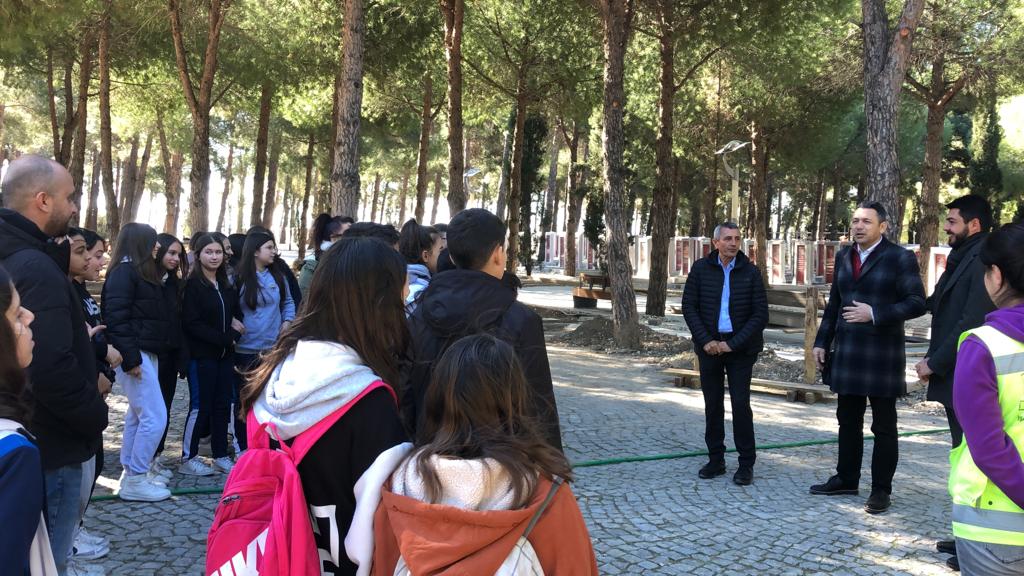 Çanakkale Opet Tarihe Saygı Orta Okulu ,Çanakkale Şehitler Abidesi Çevre Düzenleme Uygulama İşi Şantiyemizi Ziyarete Geldi.