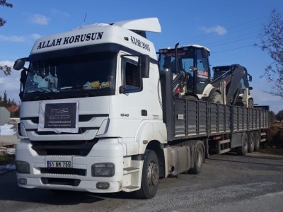 Deprem Bölgesine Gönderilmek Üzere Kepçelerimiz Yola Çıktı